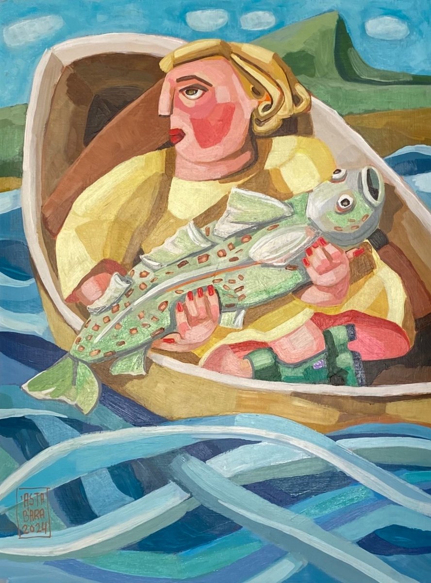 Kona heldur fast um stóran fisk í öldugangi